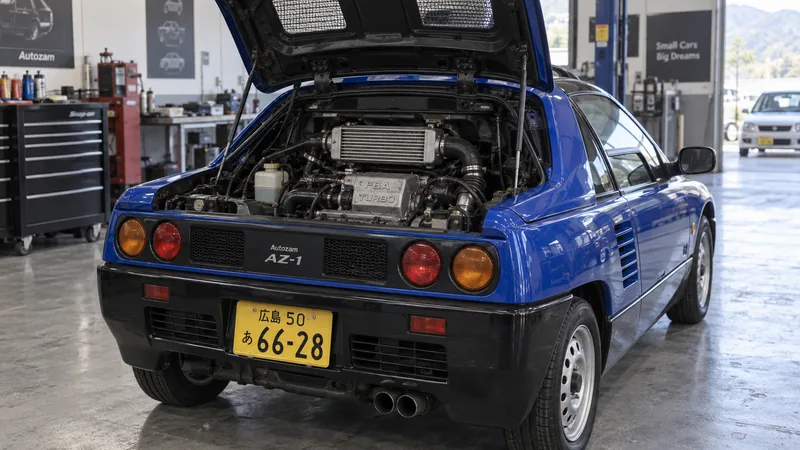 Задний моторный отсек Autozam AZ-1 с F6A Turbo