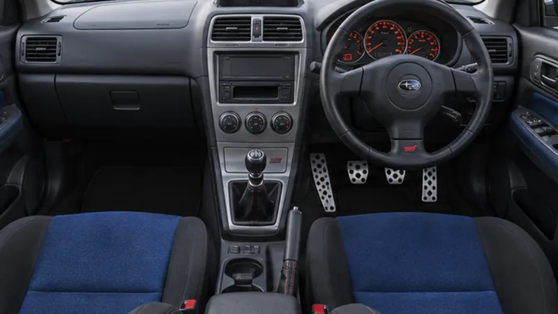 Салон Subaru Forester STI