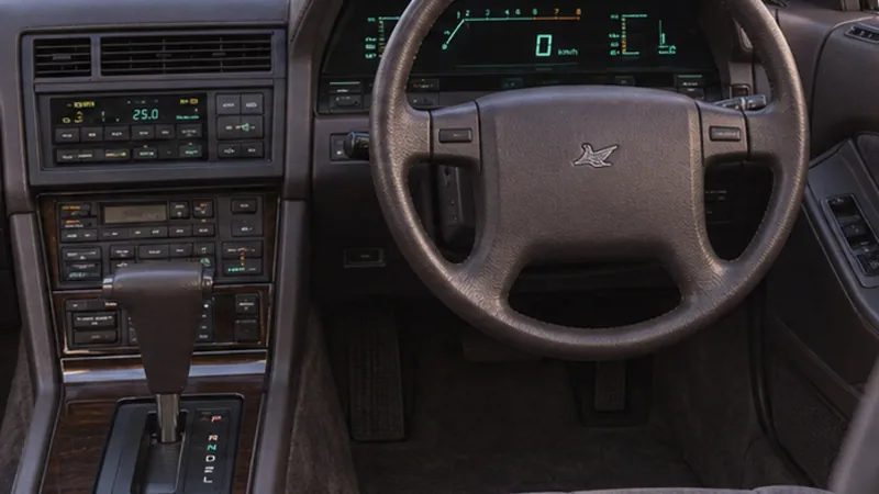 Салон Toyota Soarer Z20