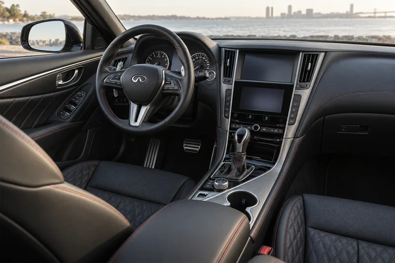 Салон Infiniti Q50 Red Sport 400