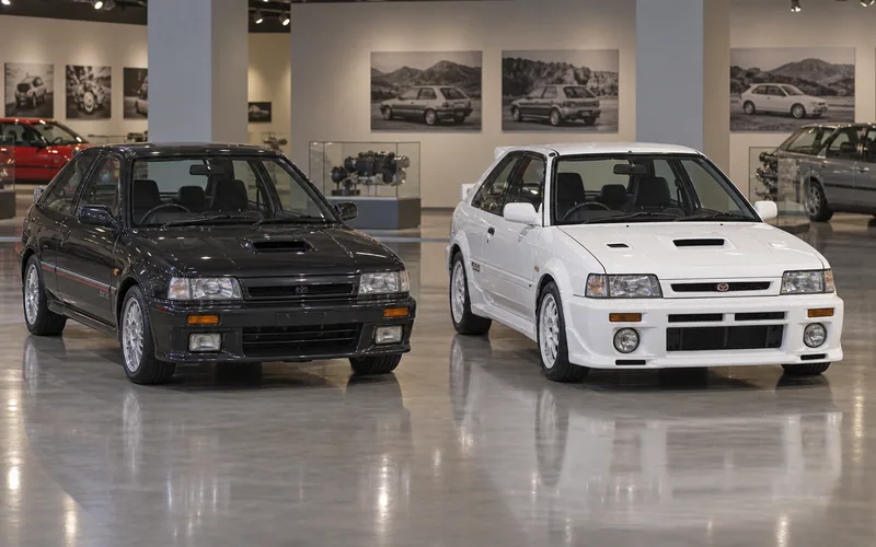 Mazda Familia BF GT-X и BG GT-R