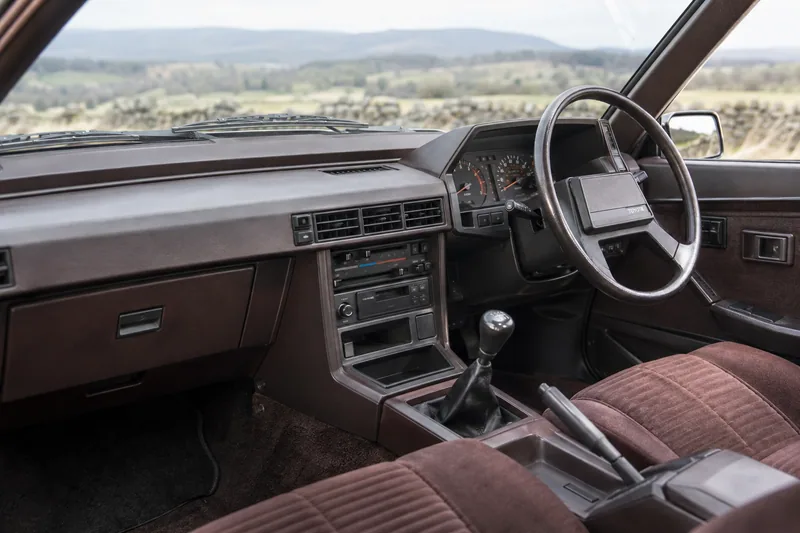 Салон Toyota Celica A60
